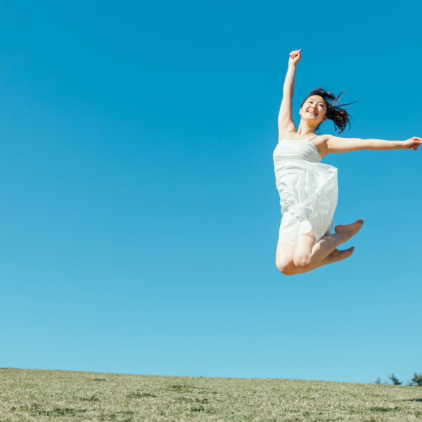 ピコレーザーはシミ取りだけじゃない！人気の美肌治療の効果を解説